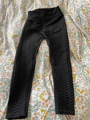 Legging Noir effet push-up S - Photo 1/4