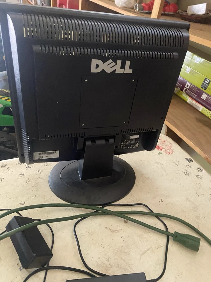 Dell E1711FPB 2003 15” LCD monitor - Black Untested - Image 2 of 4
