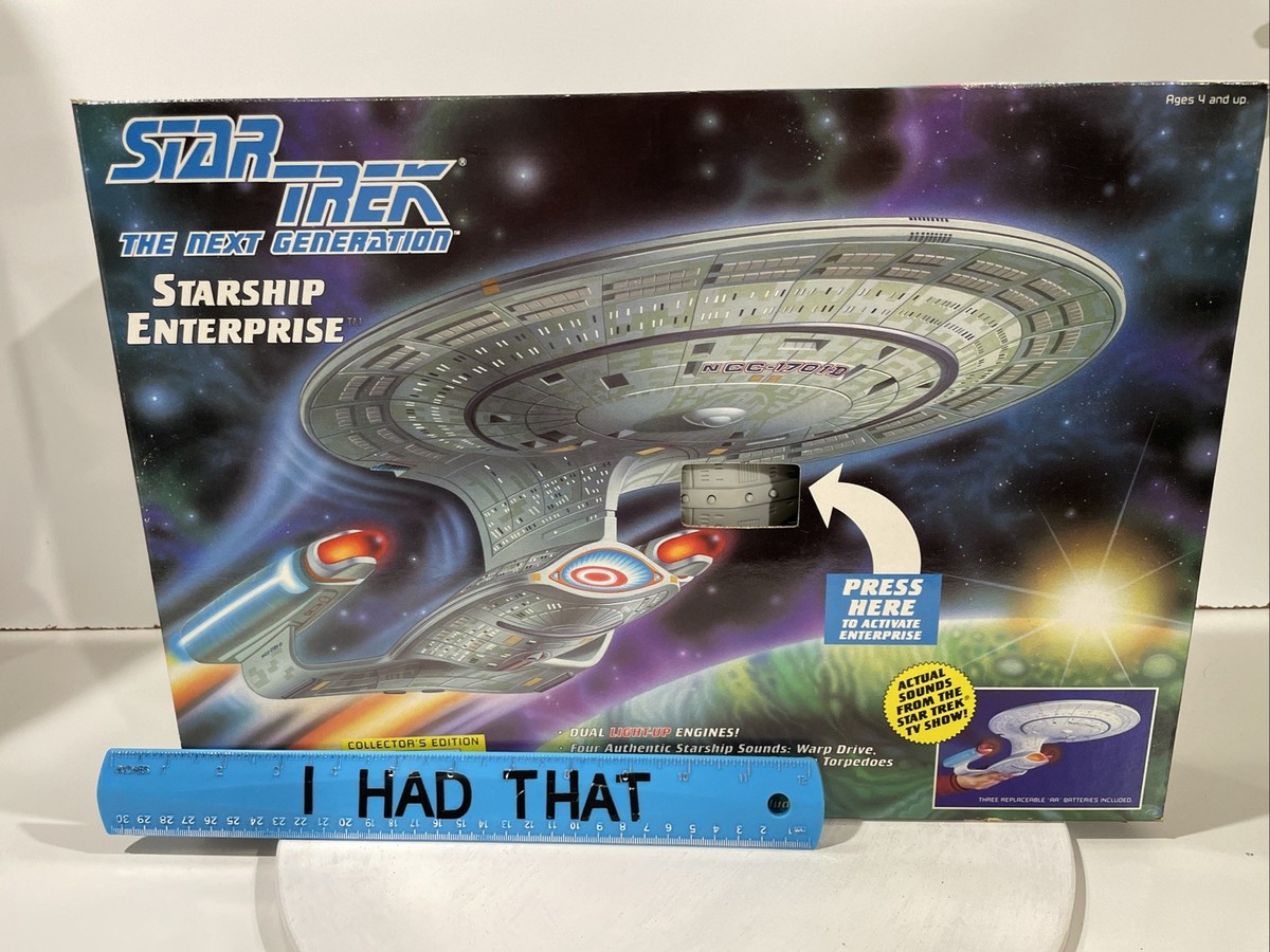 Playmates Toys Star Trek USS Enterprise Vehicles Action
