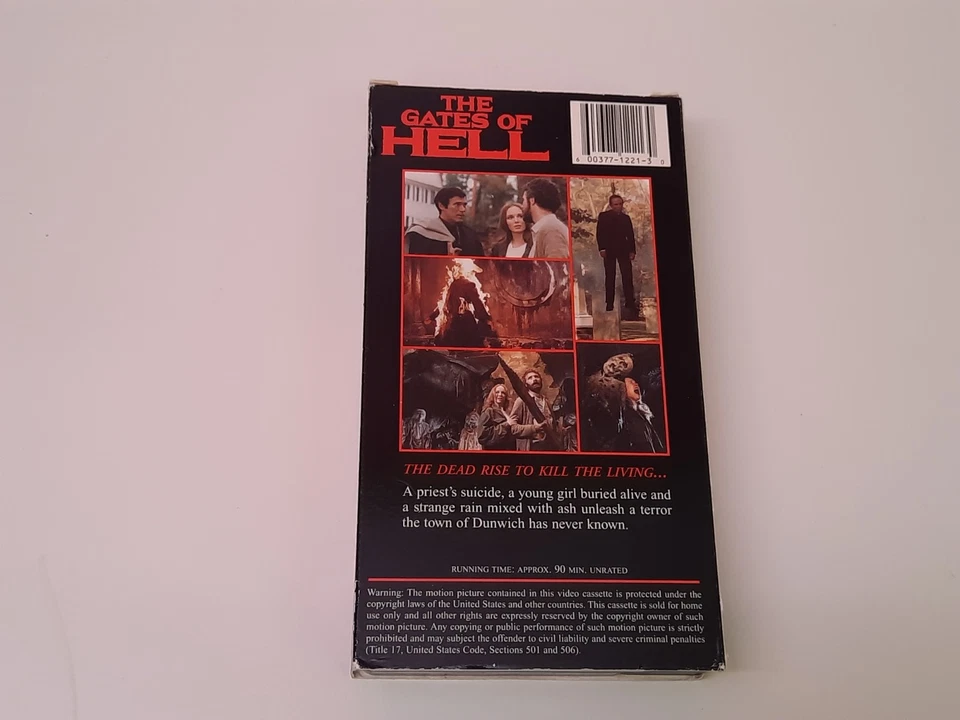 The Gates Of Hell 1980 Uncut VHS USA NTSC Video Lucio Fulci City of the Living D - Bild 2 von 4