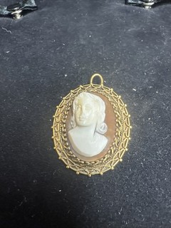 Vintage 14K Yellow Gold Cameo Pendant Brooch Pin 1.5" 13.25gr Hallmarked SB Rare