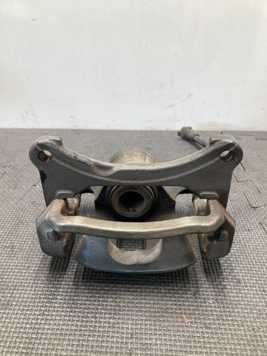 Conjunto de pinza de freno trasera derecha para pasajero Lexus SC400 92-2000 FABRICANTE DE EQUIPOS ORIGINALES - Imagen 6 de 8