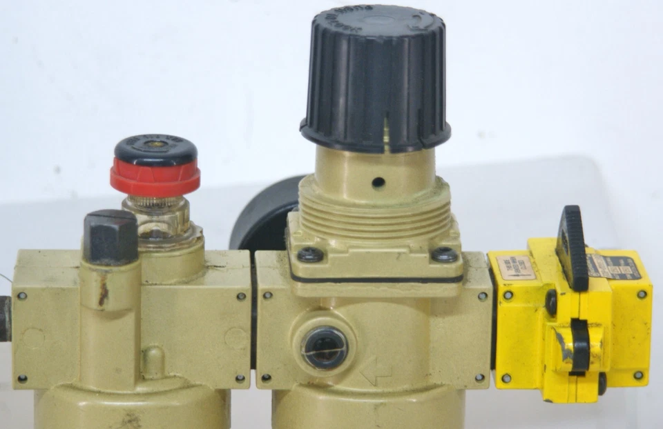Norgren Air Pressure Regulator Filter Lubricator Regulator w/ Shut Off  9118 - Image 4 of 4