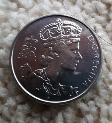 Queen Elizabeth II 1952-2002 Golden Jubilee from mint roll