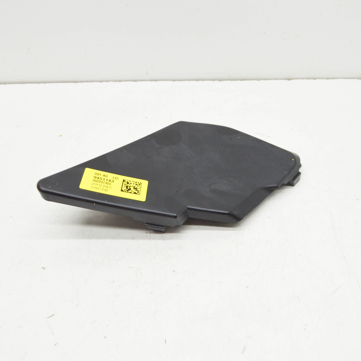 NEW BMW X3 G01 FRONT LEFT LOWER AIR INLET FINISHER 51119451143