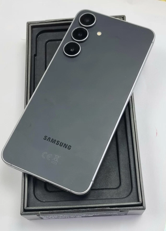 Samsung Galaxy S25 FE 5G · 256GB, photo 2 of 4