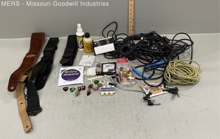 Guitar Accessory Lot Fender Footswitch Gotoh Tuners Martin Strings Straps Cables