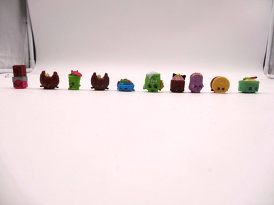 Shopkins Fifi Flour  Yellow Cream Margarina butter Croissant Suzie Green Sipper