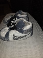 Grey Cozy Slippers Style Sneaker Slippers  Unisex Fits Most Brand New Sealed