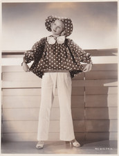 1935 Press Photo Actress Betty Grable Models Polka Dot Play Suit in "Nitwits"