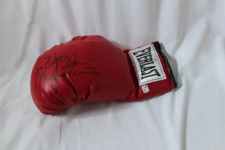 Ray Mancini Signed Everlast Red Boxing Glove w/Boom Boom at