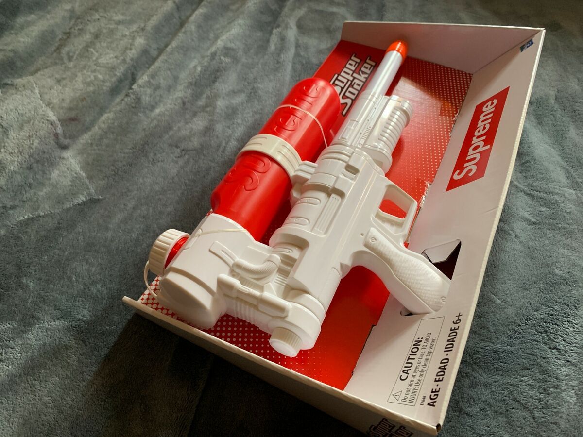 Supreme X Super Soaker 50 Water Blaster Gun WHITE RED SS19 Supreme X Super Soaker 50 Water Blaster Gun WHITE RED SS19