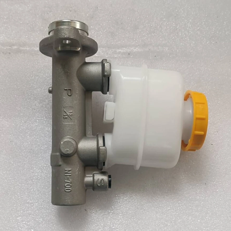 Cilindro maestro de freno para INFINITI G20 1991-1996 1999-2002 Nissan Altima 2001 Foto 2 de 4