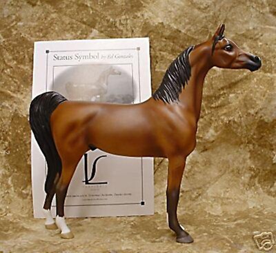45	LAKESHORE HORSE COLLECTION / STATUS SYMBOL PORCELAIN MIB NRFB