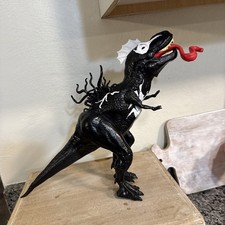 Marvel Spider-Man Epic World of Action VS Venomsaurus Rex Action Figure