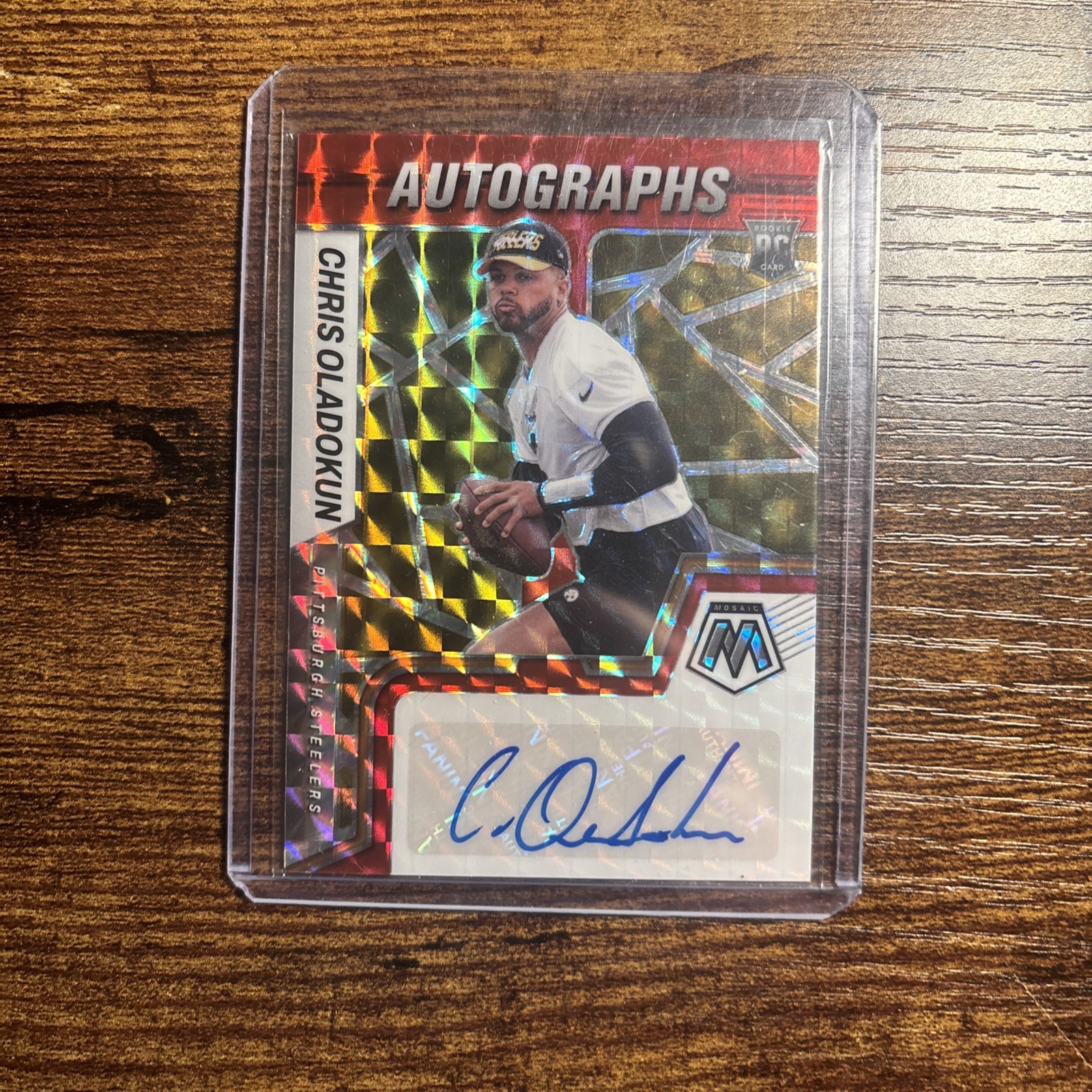Chris Oladokun Panini Mosaic Rookie Autograph Mosaic #RAMCOL Fusion Red/Yellow Choice