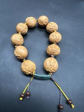China Olive Dentoliva Hand Carved  Hundred Expressions of Guanyin橄榄核手工雕观音百态手串