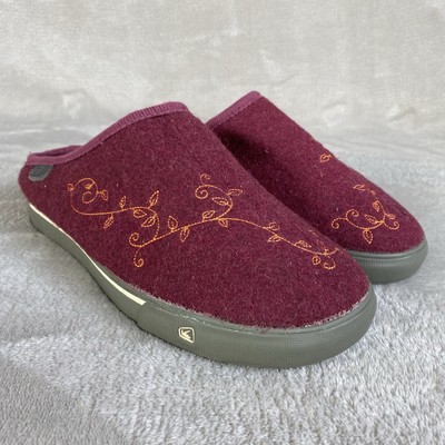 Keen Trillium Womens Mule Clogs Size 9.5 Maroon Felt Wool Embroidered NEW
