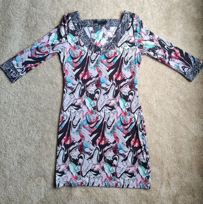 BCBG Maxazria Chic Boho Dress Mod Print 3/4 Sleeves Size Medium