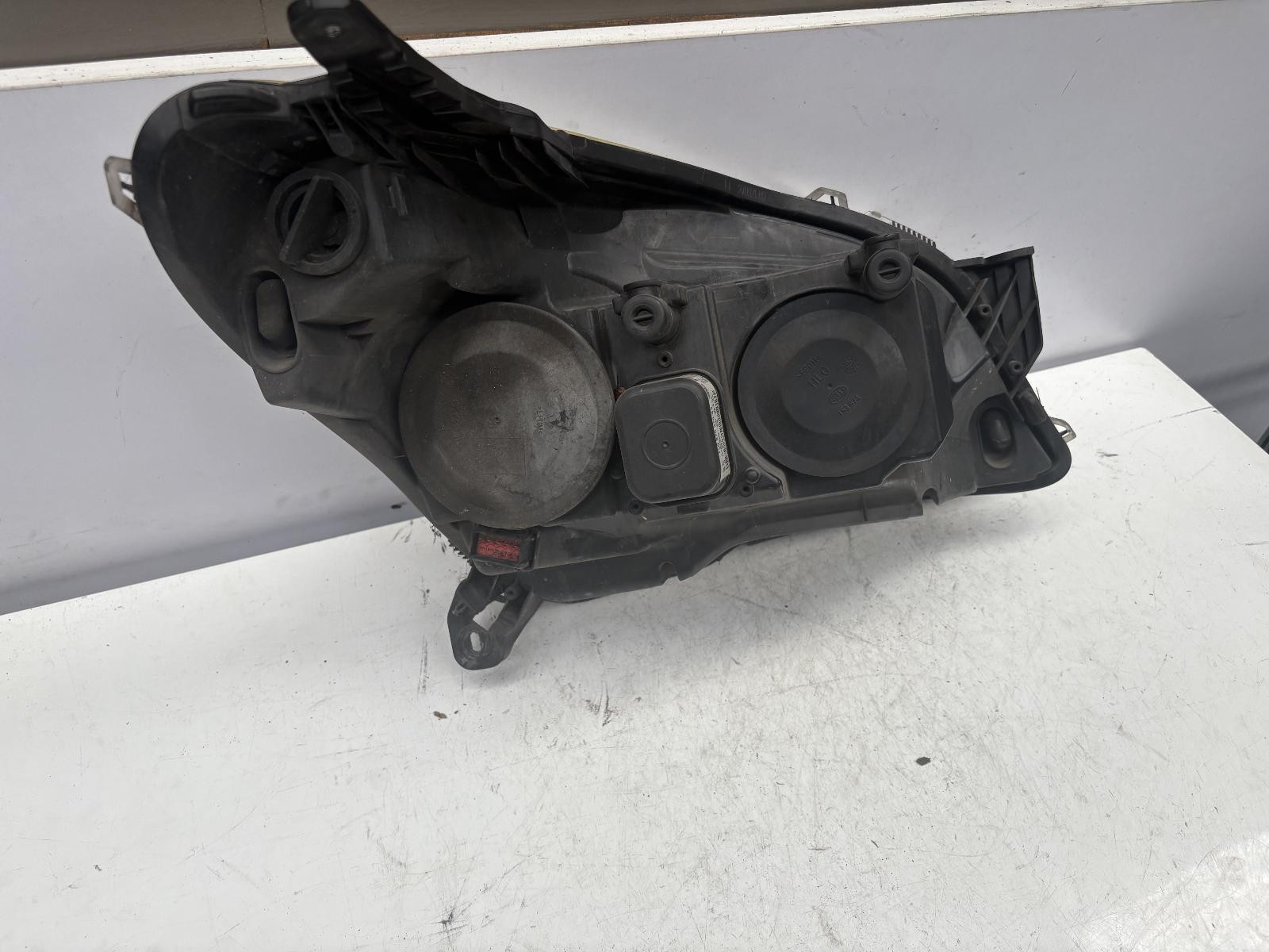 Holden Astra Left Head Lamp AH 10/2006-08/2009 - thumbnail 4