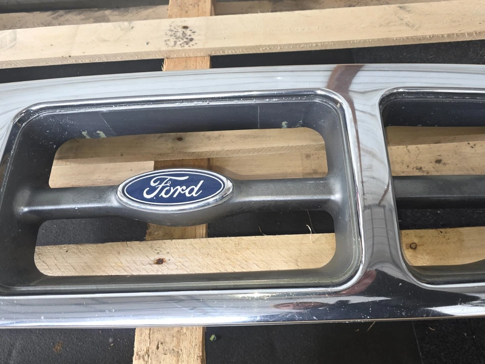 1998 1999 2000 Ford Ranger Grille Assembly Tested Oem - Image 3 of 4