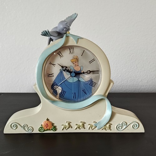 Disney Cinderella Decorative Clock Bird Pumpkin Design Collectible Display