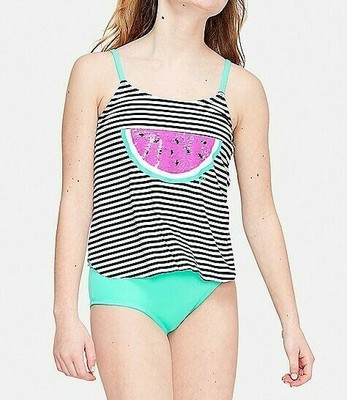 carrie underwood swimwear