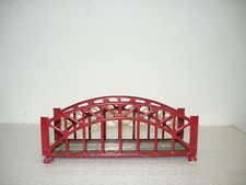 Märklin 467.2, rote Bogenbrücke mit Mittelschiene,Fertigung1936-42+-45-47,H0,geb