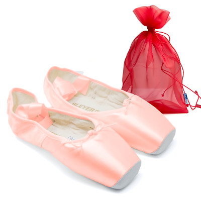 Bleyer Spitzenschuh 4101 aus Satin mit Lederschutzkappe und Satinbändern Weite C