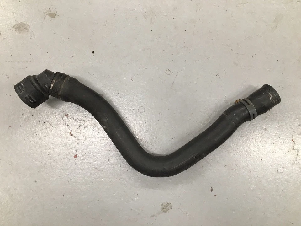 Manguera de radiador superior VOLKSWAGEN BEETLE 2002-2006 2,0 L 1C0122101AN OEM Foto 2 de 4