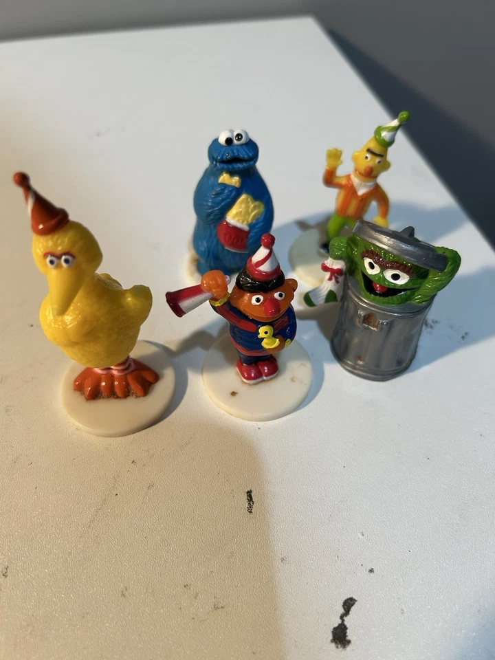 Juego de 5 adornos para pasteles vintage Wilton Sesame Street Foto 3 de 3