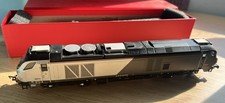 Dapol 4D-022-004 Class 68 Diesel Loco 68014 Chiltern Livery Unboxed