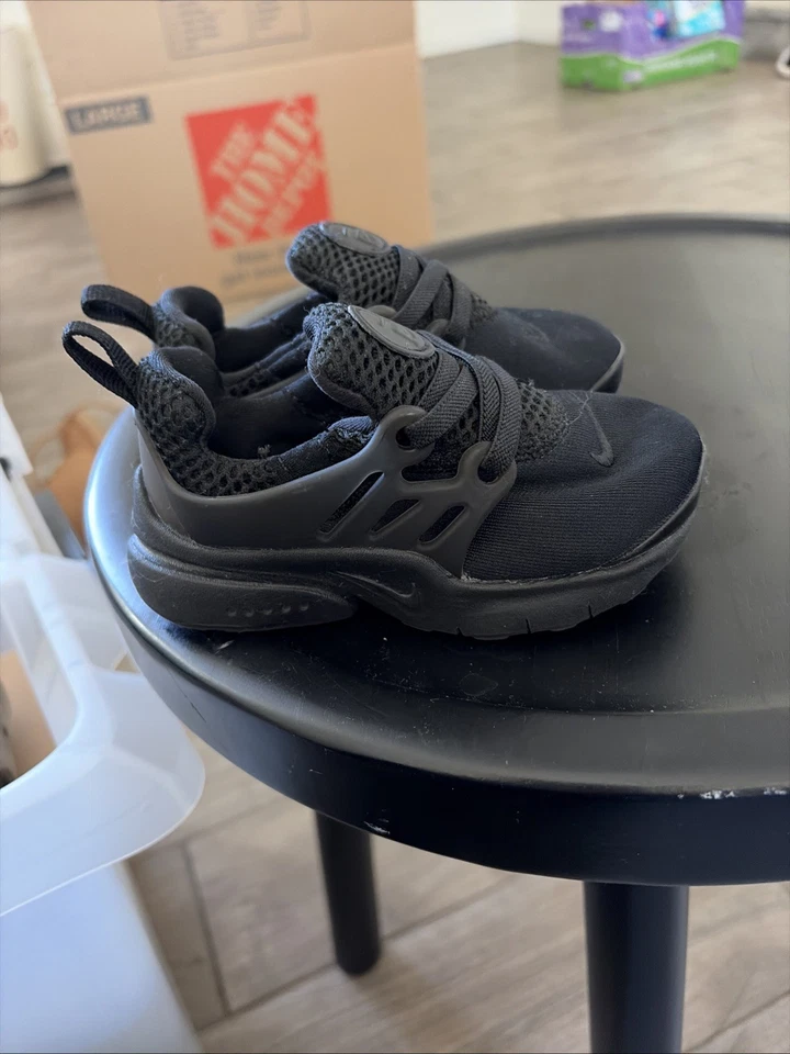 Niños Nike Little Presto(TD) Hierro Negro/Negro Talla 7C ¡¡Muy Bonitas!!! Foto 3 de 4