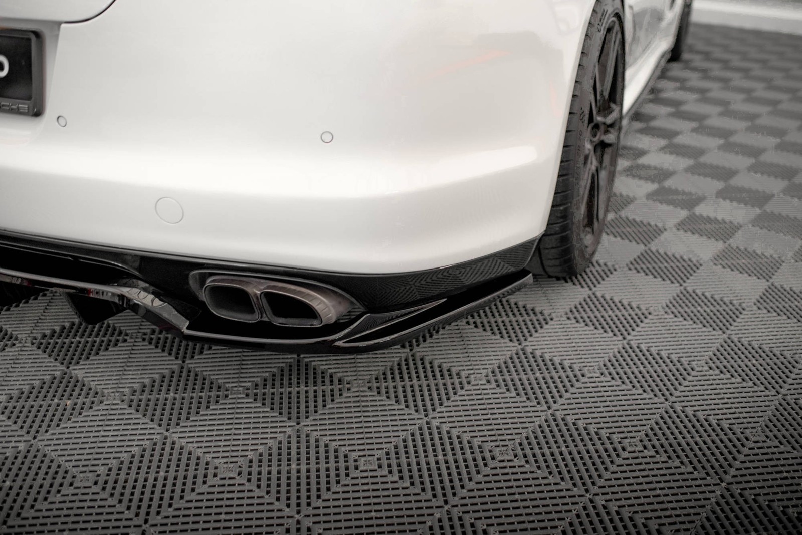 Splitter Arrière Maxton Porsche Panamera Turbo 970 Diffuseur Bas de Caisse - 4