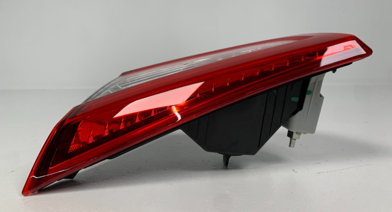 Maserati Ghibli 2014-2020 Rear Right Inner Tail light