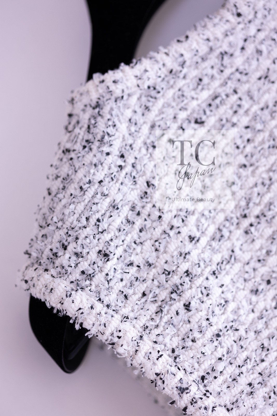 $1.8K CHANEL 16PS White Gray Sleeveless CC Buttons Stretch Knit Dress 36 US4 thumbnail 20