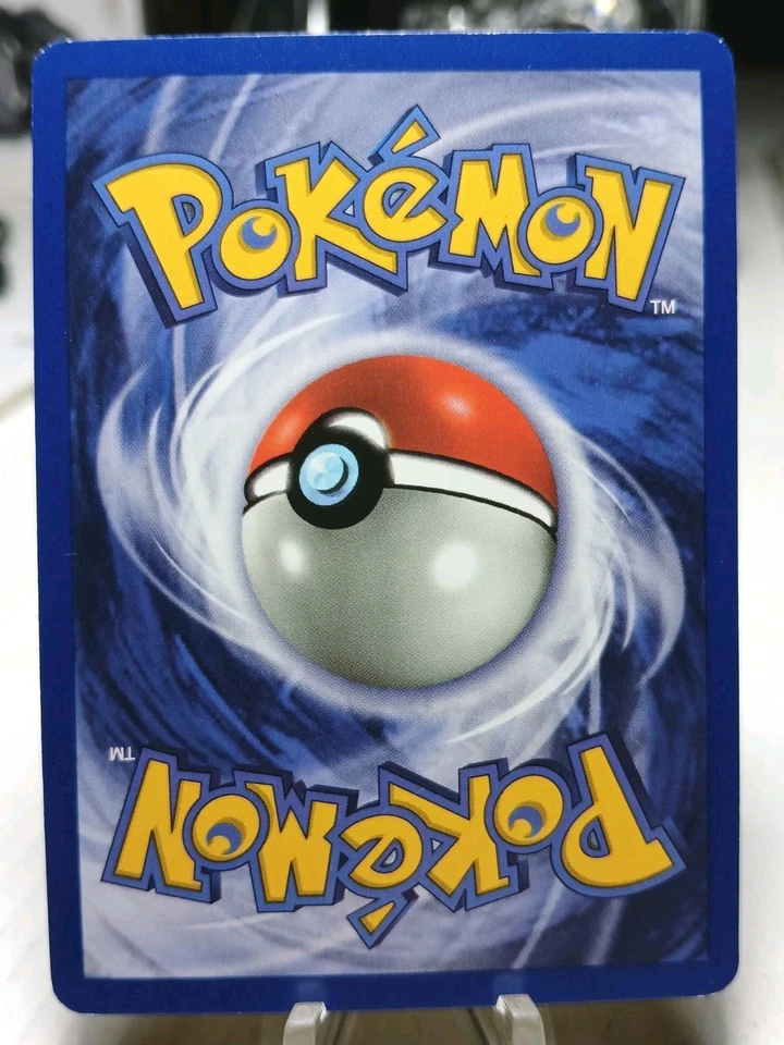 1999 Pokemon Jungle Pikachu 60/64 Common 1st Edition NM/LP - Image 2 of 2