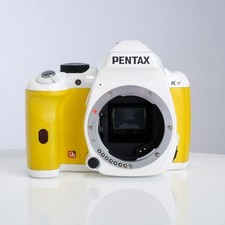 PENTAX K-r Digital SLR Body White 12MP 2010 with Battery Charger Strap