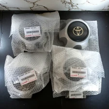 Toyota Land Cruiser 80 Series Medium-Term Wheel Center Hub Cap Set Of 4 Genuine
