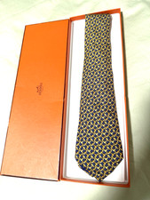 Hermes Men's silk tie 100 Authentic Made in France in mint condition