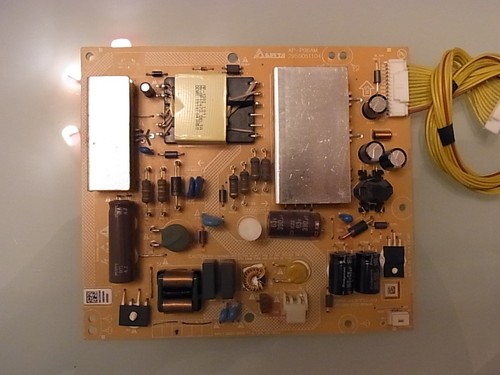 Grundig TV Netzteil, AP-P96AM, WCE910R aus 49GUB8966.