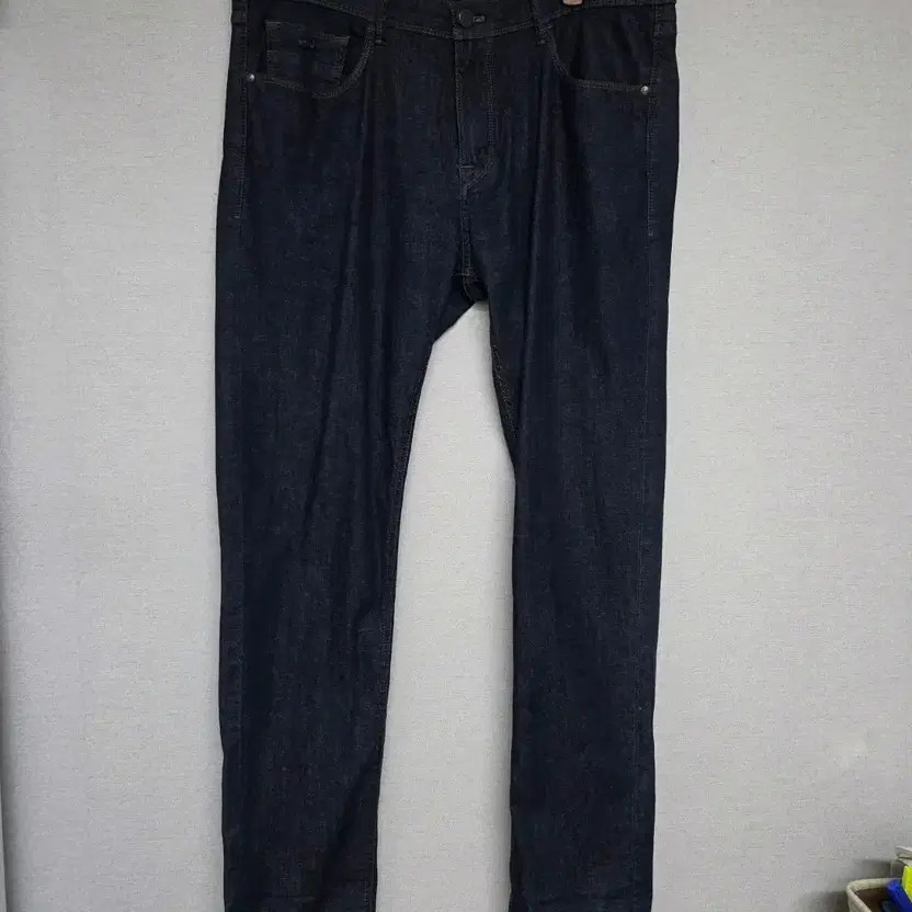 Massimo Dutti Men's Denim Pants 34 Inch - Slim Fit thumbnail 6