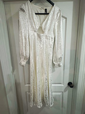 Windsor Women’s White Floral Jacquard Satin V-Neck Puff Sleeve Midi Dress S
