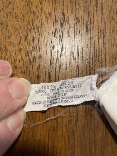 Vintage Mädchen Nylon cremefarbene Handschuhe hergestellt von der britischen Kronkolonie in Hongkong - Bild 3 von 3