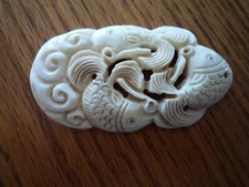 Chinese Gift Hand Carved Fish Swimming Around Waves Art Decoration Charm Amulet