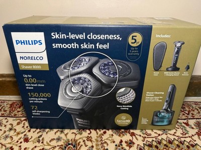 Brand New Philips Norelco Shaver 8000 Wet & Dry Rechargeable Men's Shaver
