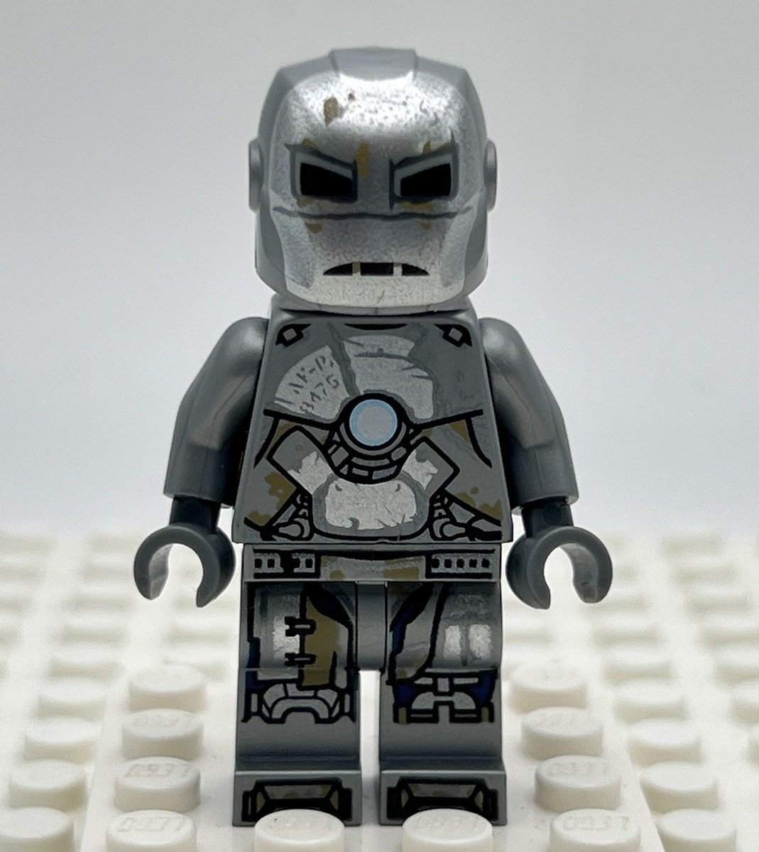 LEGO Minifigure Iron Man Mark Armor Marvel Super Heroes Avengers