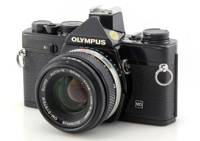 Olympus OM-1N analoge Spiegelreflexkamera schwarz 35 mm mit 50 mm f1,8 Zuiko Standard Prime Objektiv