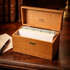 VTG Globe Wernicke Oak File Storage Index Box No 85-C Junior Dovetailed Corners