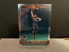 2019-20 NBA Hoops Premium Stock Karl-Anthony Towns #17 Zero Gravity Insert Card